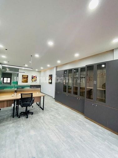 Bán nhà MT Lý Phục Man 4,3 x 28m, 2 lầu, giá chỉ 18,8 tỷ.