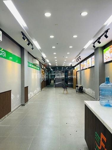 Bán nhà MT Lý Phục Man 4,3 x 28m, 2 lầu, giá chỉ 18,8 tỷ.