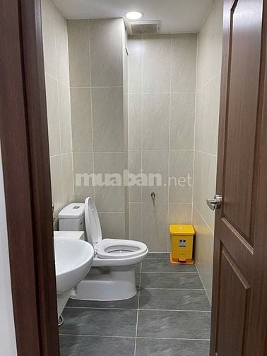 Bán nhà MT Lý Phục Man 4,3 x 28m, 2 lầu, giá chỉ 18,8 tỷ.