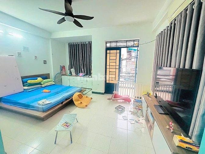 Khu phân lô đồng bộ, góc 2 mặt đường 10m, không lộ giới, 5,5 x 16m