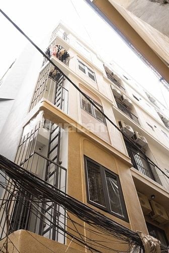 Bán Nhà Dòng Tiền Ngõ Dương Quảng Hàm 7 Tầng Xây Mới 16 Phòng Khép Kín