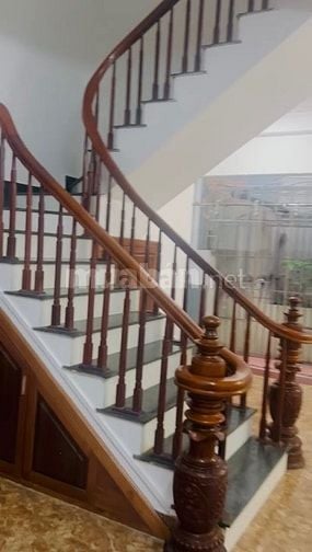 Chính chủ cho thuê nhà 50A, ngõ ô tô 640 Ng V Cừ 