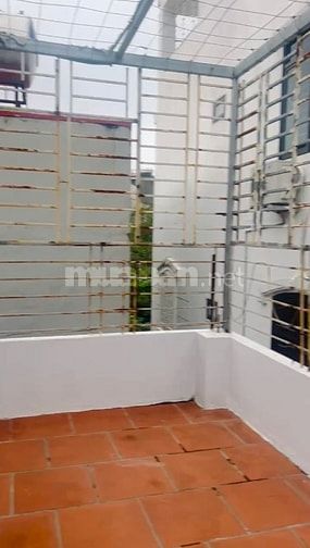 Chính chủ cho thuê nhà 50A, ngõ ô tô 640 Ng V Cừ 