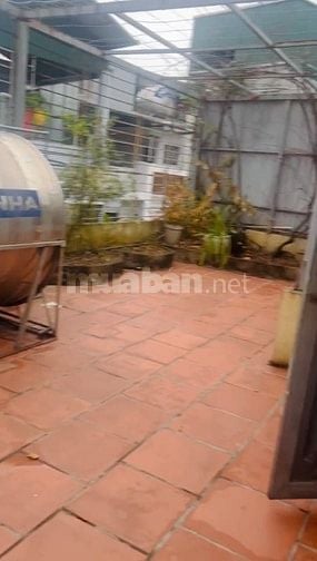 Chính chủ cho thuê nhà 50A, ngõ ô tô 640 Ng V Cừ 