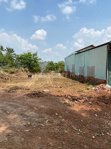 Chính chủ bán đất đẹp 150m², TC 100m², gần Coopmart, giá 2.2 tỷ