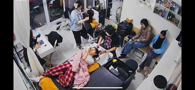  SANG NHƯỢNG SALON TÓC – CƠ HỘI CHO ANH CHỊ EM MÁU KIẾM TIỀN