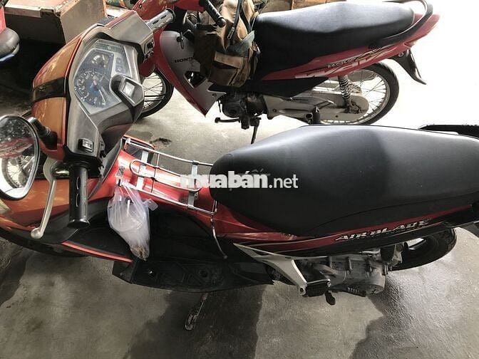 honda AB 2009 màu đỏ chạy tốt,không fi