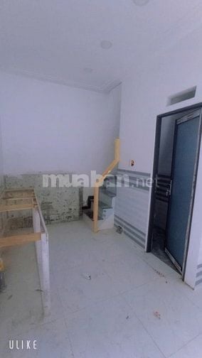 Nguyễn Văn Quá qua cầu Tham Lương 1 chút.