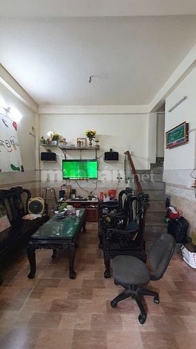 Nhà đúc thật trệt, lầu sổ hồng chính chủ 