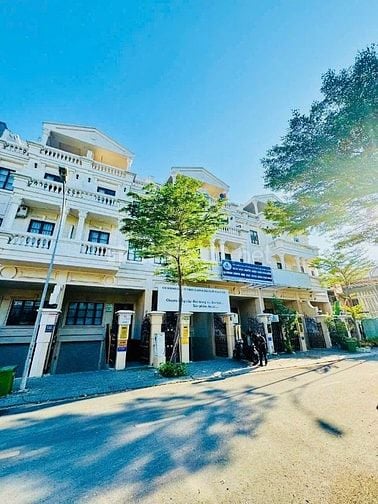 Bán nhà Biệt thự KDC CITYPLAND Hầm 4 lầu Phan Văn Trị p10 Gò Vấp 
