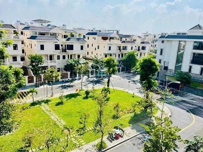 Bán nhà Biệt thự KDC CITYPLAND Hầm 4 lầu Phan Văn Trị p10 Gò Vấp 