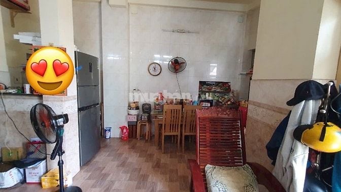 Nhà đúc thật trệt, lầu sổ hồng chính chủ 