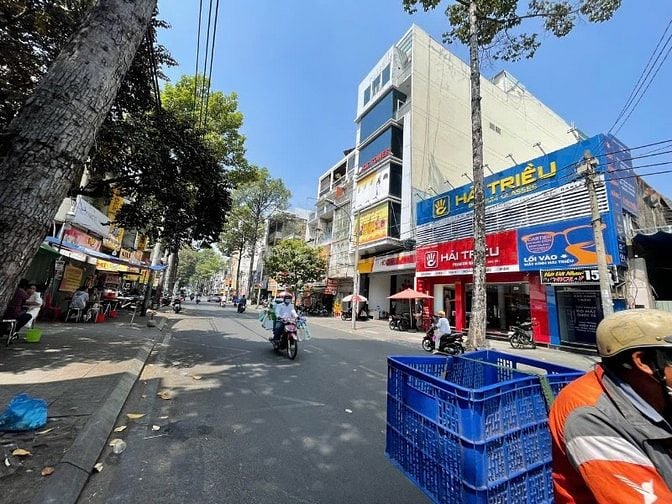 BÁN NHÀ MẶT TIỀN 156 TRẦN QUANG KHẢI - TRUNG TÂM PHƯỜNG TÂN ĐỊNH 