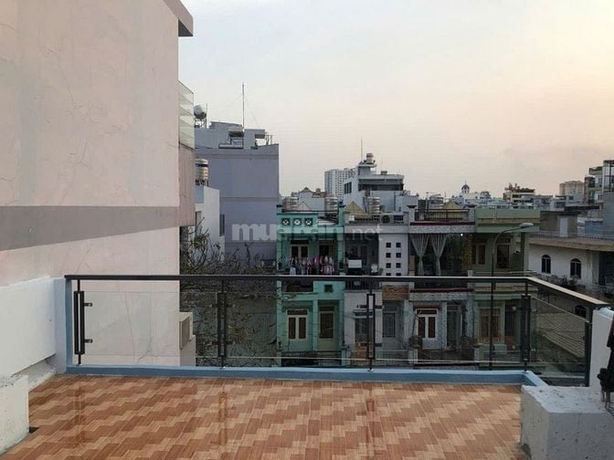 Bán nhà mặt tiền Quận Tân Phú- 96m2- Nhỉnh 9 tỷ-thấp hơn định giá bank