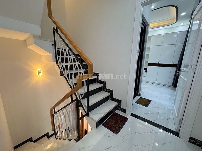3 lầu full nội thất cao cấp hẻm ôtô 7 chỗ khu VIP Nguyễn Thượng Hiền