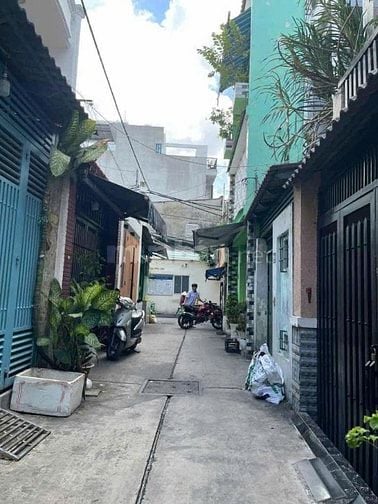 CẦN BÁN NHÀ SIÊU PHẨM NGAY ÂU DƯƠNG LÂN – QUẬN 8, 50M2 , 2 TẦNG BTCT, 