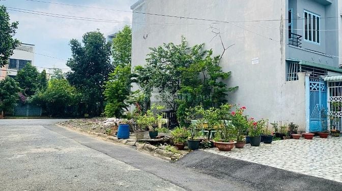 Bán lô đất khu dân cư 10 mẫu, p. Bình Trưng Đông. lô F1, lô góc 