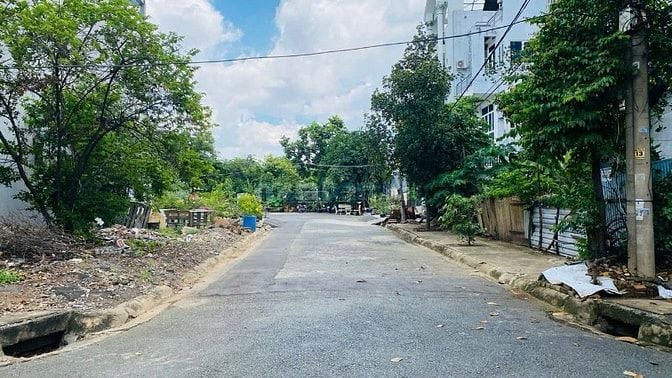 Bán lô đất khu dân cư 10 mẫu, p. Bình Trưng Đông. lô F1, lô góc 