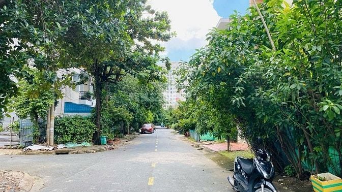 Bán lô đất khu dân cư 10 mẫu, p. Bình Trưng Đông. lô F1, lô góc 