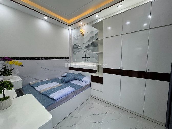 3 lầu full nội thất cao cấp hẻm ôtô 7 chỗ khu VIP Nguyễn Thượng Hiền