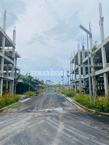 Sở Hữu Ngay Nhà Phố Sang Trọng,Đầu Tư Sinh Lời Bền Vững tại The Larita
