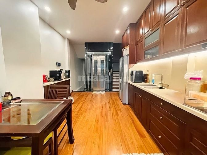 Bán nhà phân lô Trần Quang Diệu 57m2*5T,MT:5M,KD,ở sướng,giá 19.5tỷ.