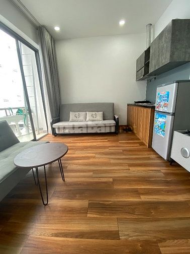 CHO THUÊ PHÒNG BAN CÔNG ĐẸP - ĐẦY ĐỦ TIỆN NGHI TẠI QUẬN 4 TPHCM
