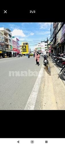 BÁN GẤP KHÁCH SẠN MẶT TIỀN TRUNG TÂM TP ĐÀ LẠT