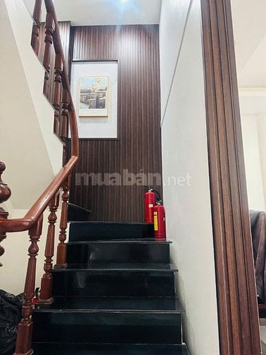 BÁN GẤP KHÁCH SẠN MẶT TIỀN TRUNG TÂM TP ĐÀ LẠT