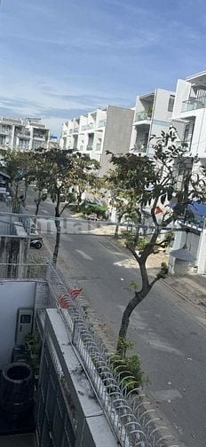 Bán nhà 5x2m 1 hầm 3 lầu, KDC Dương Hồng xã Bình Hưng Bình Chánh