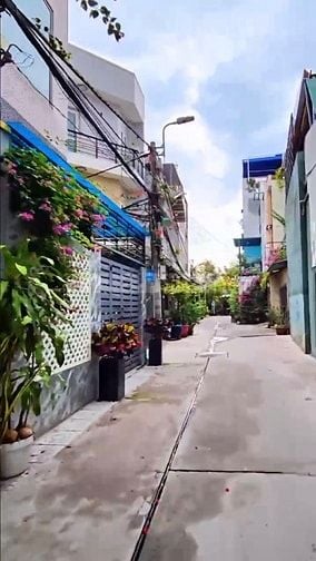 Đất HXH Vườn điều đường số 10 p.Tân quy,dt: 5x10m gpxd: trệt 3 lầu  