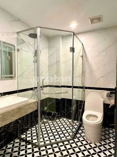 Bán nhà riêng phố Thanh Xuân 43m2*7T,MT:4m,thang máy,vỉa hè,kd,20,5tỷ.