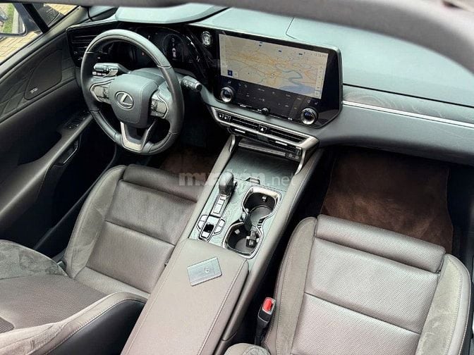 🐦‍🔥 LEXUS RX 350 "LUXURY"  • Odo : 5.555 kilomet • Sản xuất 09.2023