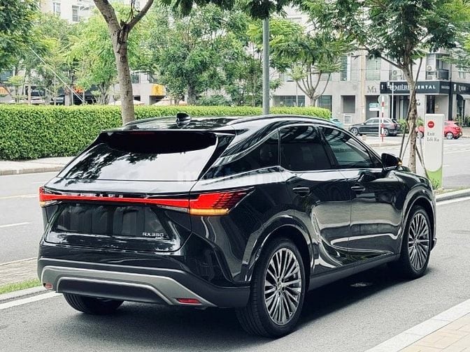 🐦‍🔥 LEXUS RX 350 "LUXURY"  • Odo : 5.555 kilomet • Sản xuất 09.2023