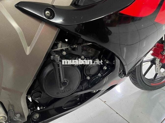 Motor dáng sport -  suzuki GSX150ccR