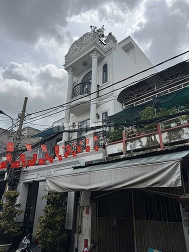 Chính chủ ngộp bank cần bán gấp nhà hẻm 6m Văn Cao [ 4m x 20m] 3 lầu