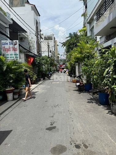 Chính chủ ngộp bank cần bán gấp nhà hẻm 6m Văn Cao [ 4m x 20m] 3 lầu
