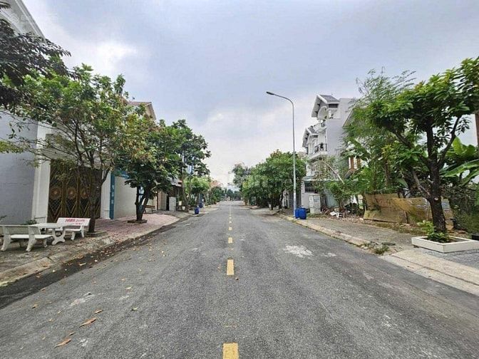 SANG GẤP LÔ ĐẤT MẶT TIỀN ĐƯỜNG 3/2_SỔ SẲN_XÂY TỰ DO_TIỆN KD MUA BÁN
