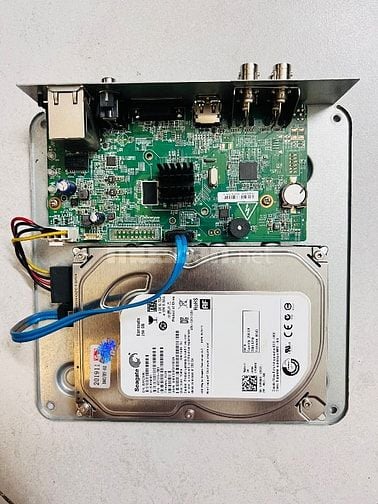 Thanh lý bộ 4 Camea analog Hikvision
