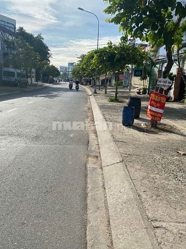 BÁN NHÀ 3 TẦNG MT ĐƯỜNG SONG HÀNH, DT ĐẤT 92M2 VUÔNG VỨC, GIÁ 9,5TY