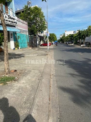BÁN NHÀ 3 TẦNG MT ĐƯỜNG SONG HÀNH, DT ĐẤT 92M2 VUÔNG VỨC, GIÁ 9,5TY