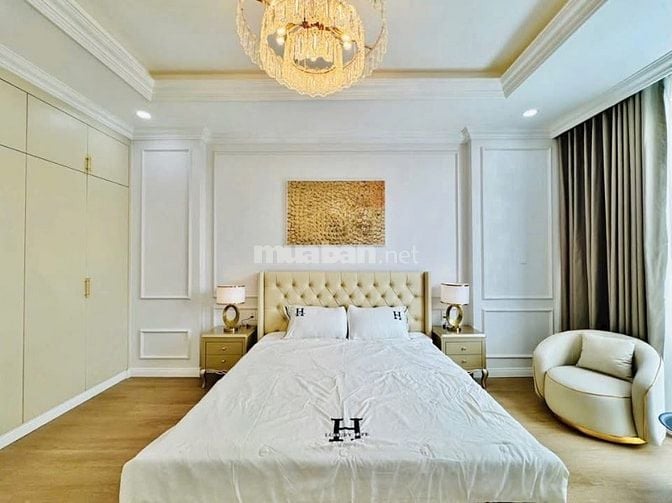 Đi nước ngoài định cư bán gấp nhà ở đường Tân Thành, phường 12, quận 5