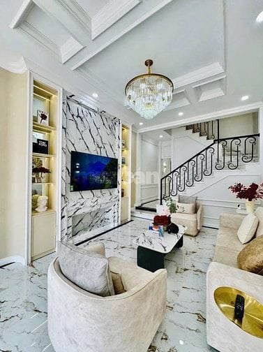 Đi nước ngoài định cư bán gấp nhà ở đường Tân Thành, phường 12, quận 5