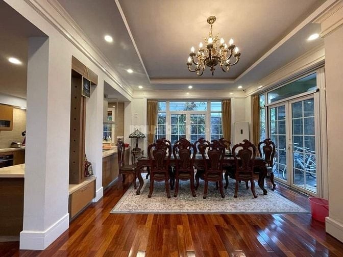 Siêu Phẩm, Bán Tòa nhà Hòa Mã, Tuệ Tĩnh, Phố Huế: 170m2, Mặt tiền 11m