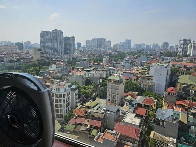 Chủ nhà cho thuê căn góc 105m2 3PN 2VS đủ đồ quận Ba Đình