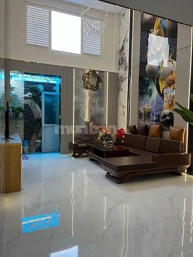 Bán gấp nhà ở đường Nguyễn Thị Huỳnh, phường 8, quận Phú Nhuận, giá 3 