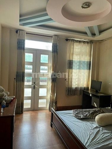 Hẻm xe hơi nhà trung tâm quận 11 đầu tư sinh lời với mức giá cực hời 