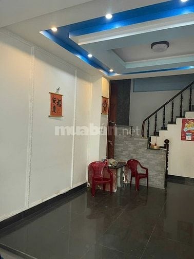 Hẻm xe hơi nhà trung tâm quận 11 đầu tư sinh lời với mức giá cực hời 