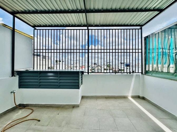 Đi nước ngoài định cư bán gấp nhà ở đường Nguyễn Đình Chiểu, phường 4,