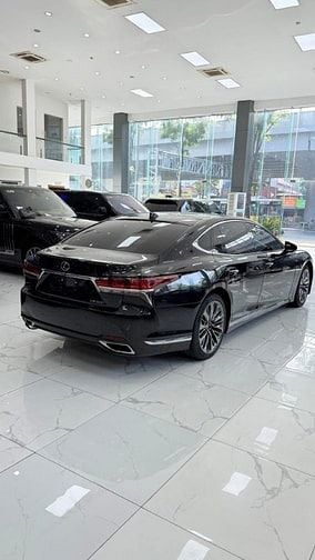 Bán Lexus LS500 Nhập Mỹ sản xuất 2019, 1 chủ Hà Nội.